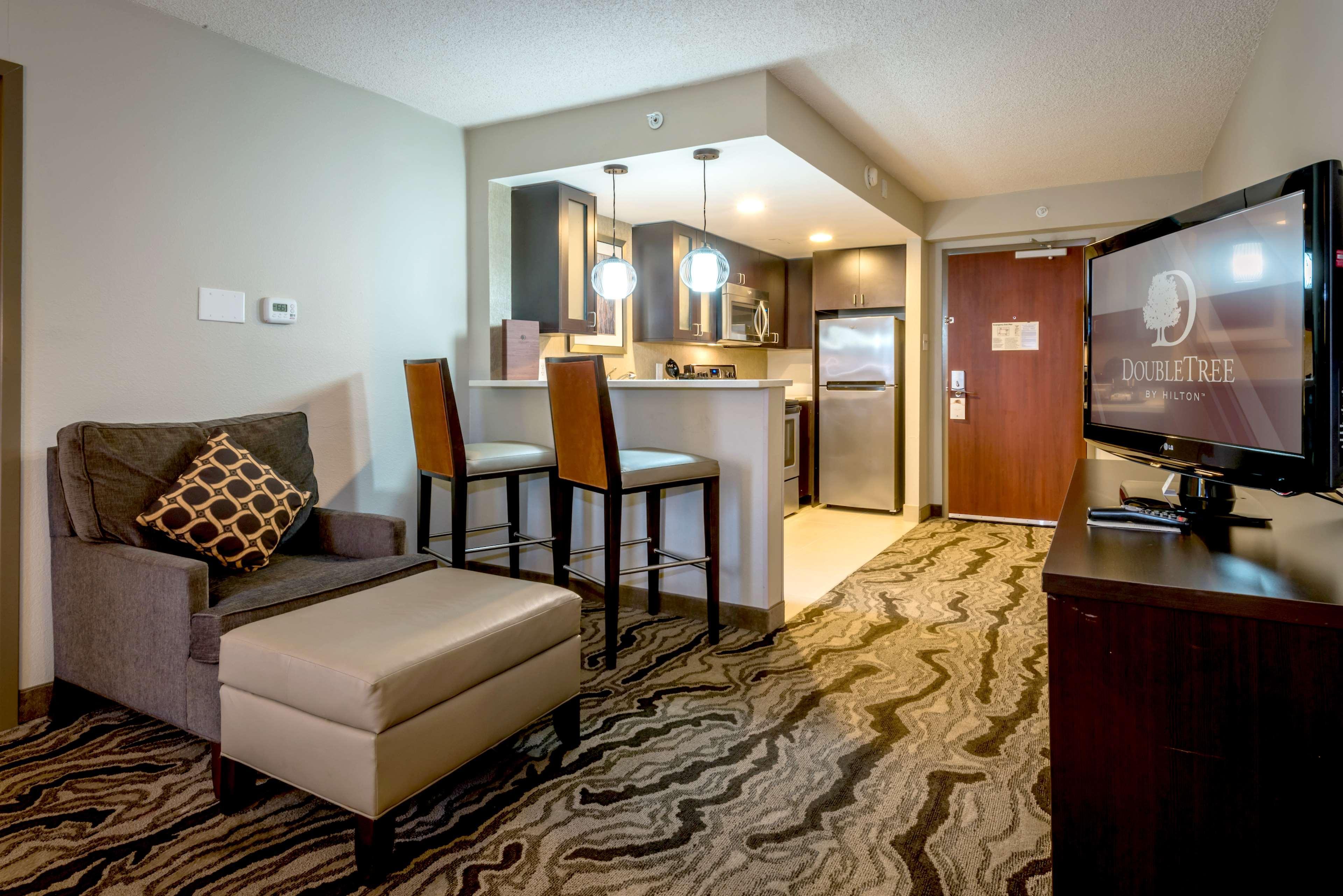 Doubletree By Hilton Montgomery Downtown Eksteriør billede