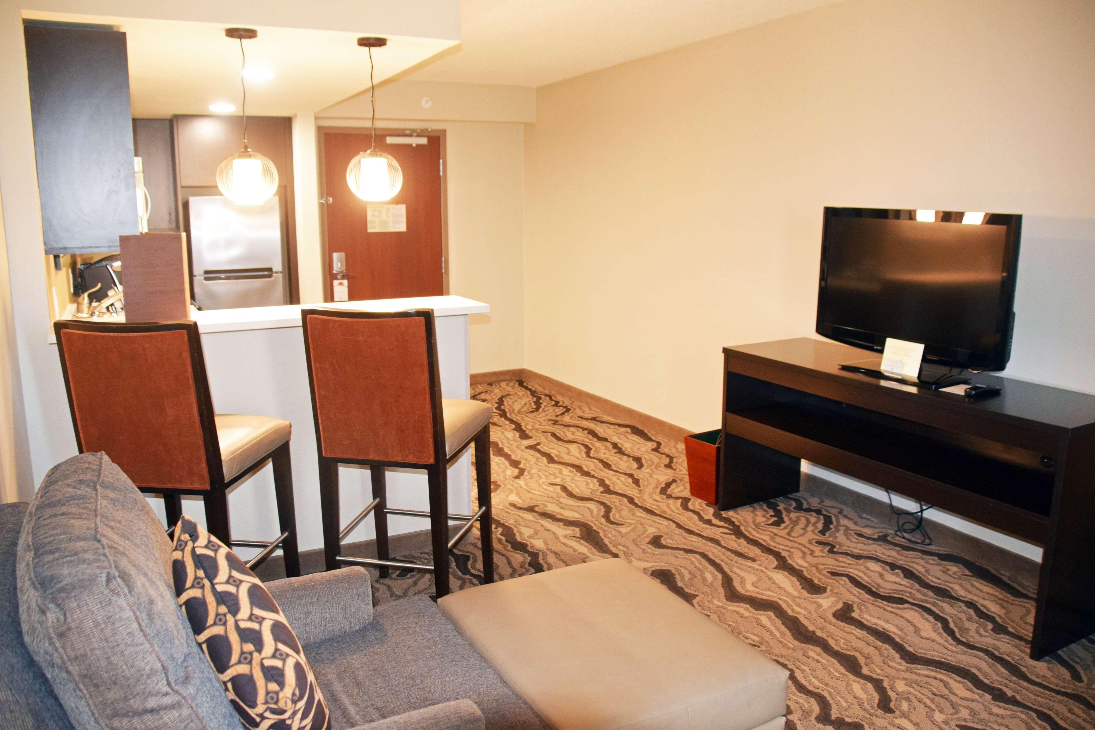 Doubletree By Hilton Montgomery Downtown Eksteriør billede