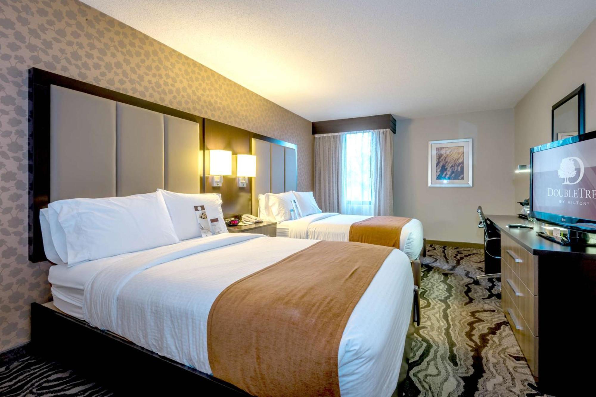 Doubletree By Hilton Montgomery Downtown Eksteriør billede