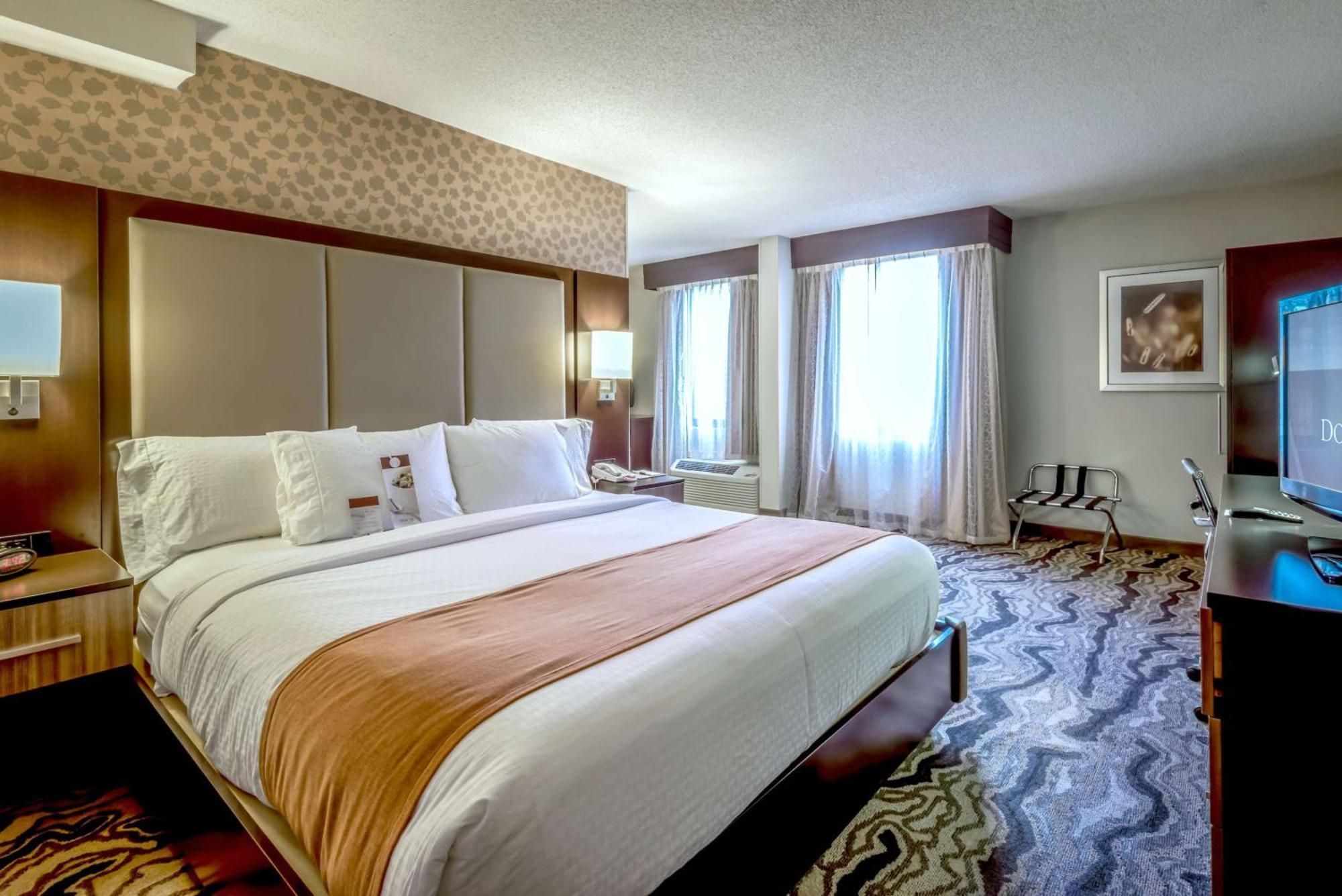 Doubletree By Hilton Montgomery Downtown Eksteriør billede