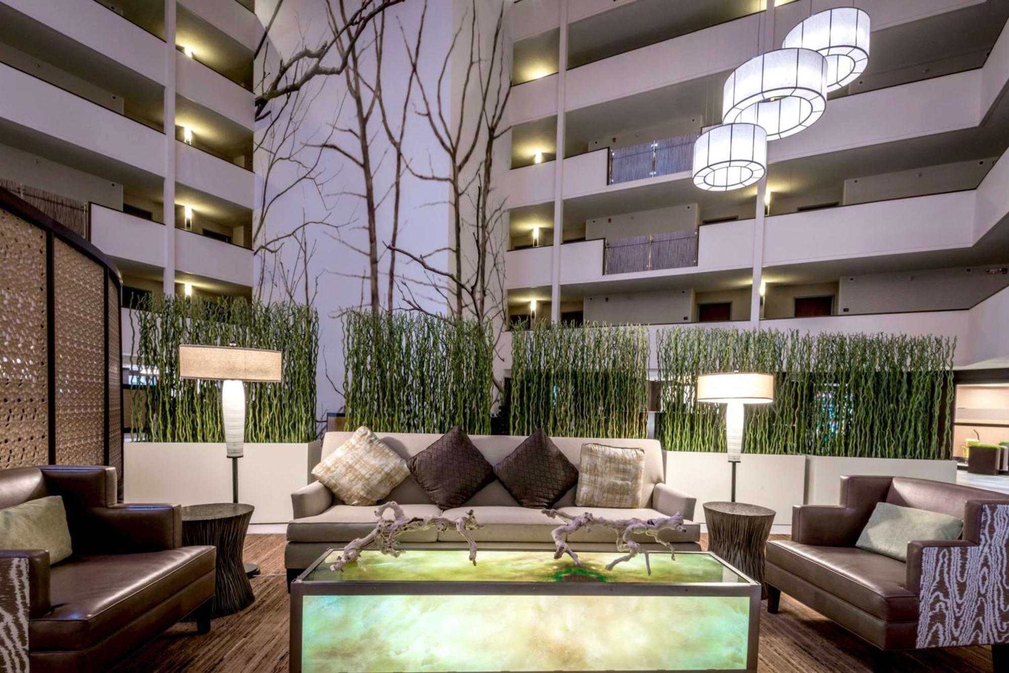 Doubletree By Hilton Montgomery Downtown Eksteriør billede